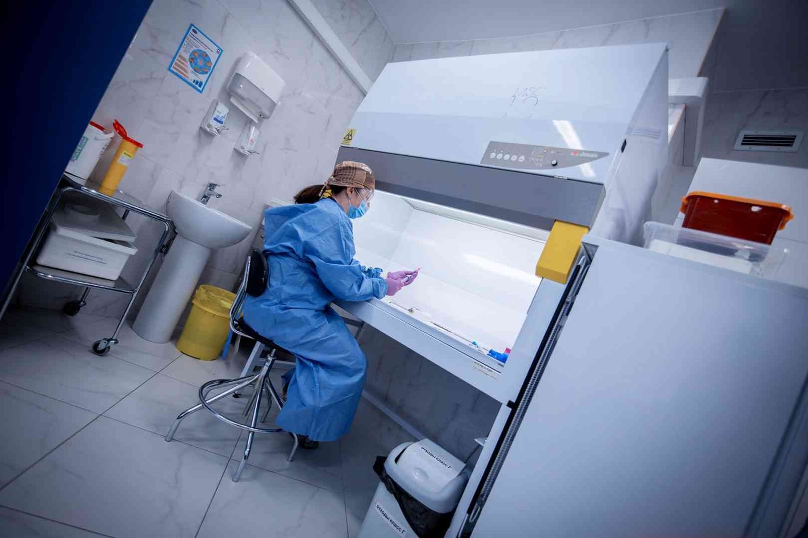 bone marrow transplantation procedure, autologous stem cell transplant therapy, hematopoietic stem cell transplantation, stage 4 blood cancer treatment, leukemia bone marrow transplant, lymphoma stem cell therapy, multiple myeloma transplant procedure, high dose chemotherapy oncology, hematologic cancer advanced treatment, stem cell transplant clinical setup, oncology transplant patient monitoring, advanced hematology treatment center, blood cancer therapy innovation, stem cell infusion oncology, transplant oncology medical equipment, hematologic oncology hospital interior, bone marrow transplant patient care, stem cell transplant preparation process, oncology transplant workflow, advanced hematologic cancer care, transplant oncology technology room, leukemia advanced treatment clinic, lymphoma transplant oncology unit, hematologic cancer therapy technology, stem cell transplant hospital room, advanced oncology transplant program, blood cancer treatment precision therapy, transplant patient safety monitoring, oncology hematology clinical environment, stem cell transplant medical team, hematologic cancer treatment center, transplant oncology clinical outcomes, bone marrow transplant recovery process, advanced stem cell oncology care, hematology oncology workflow, stem cell therapy clinical room, advanced oncology transplant equipment, hematologic cancer therapy innovation, transplant oncology patient support, bone marrow transplant advanced care technology, stem cell transplant treatment center, hematologic oncology patient monitoring, transplant oncology therapy process, advanced leukemia stem cell therapy, lymphoma transplant treatment innovation, hematologic cancer clinical program, oncology transplant healthcare technology, stem cell transplant precision treatment, bone marrow transplant procedure hospital, hematologic cancer therapy process, transplant oncology clinical room, advanced stem cell therapy oncology, hematologic oncology treatment workflow, transplant oncology care center, blood cancer transplant innovation, hematology transplant medical technology, advanced oncology stem cell therapy equipment, transplant oncology hospital technology, stem cell transplant patient preparation room, hematologic oncology advanced procedure, bone marrow transplant oncology technology, stem cell transplant clinical innovation, advanced hematologic oncology treatment room, transplant oncology patient recovery center, stem cell therapy oncology workflow, advanced transplant oncology facility,